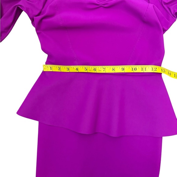 Chiara Boni Elegant Fitted Formal Ingalee Square-Neck Peplum Dress Size 38. H9 - Picture 16 of 16